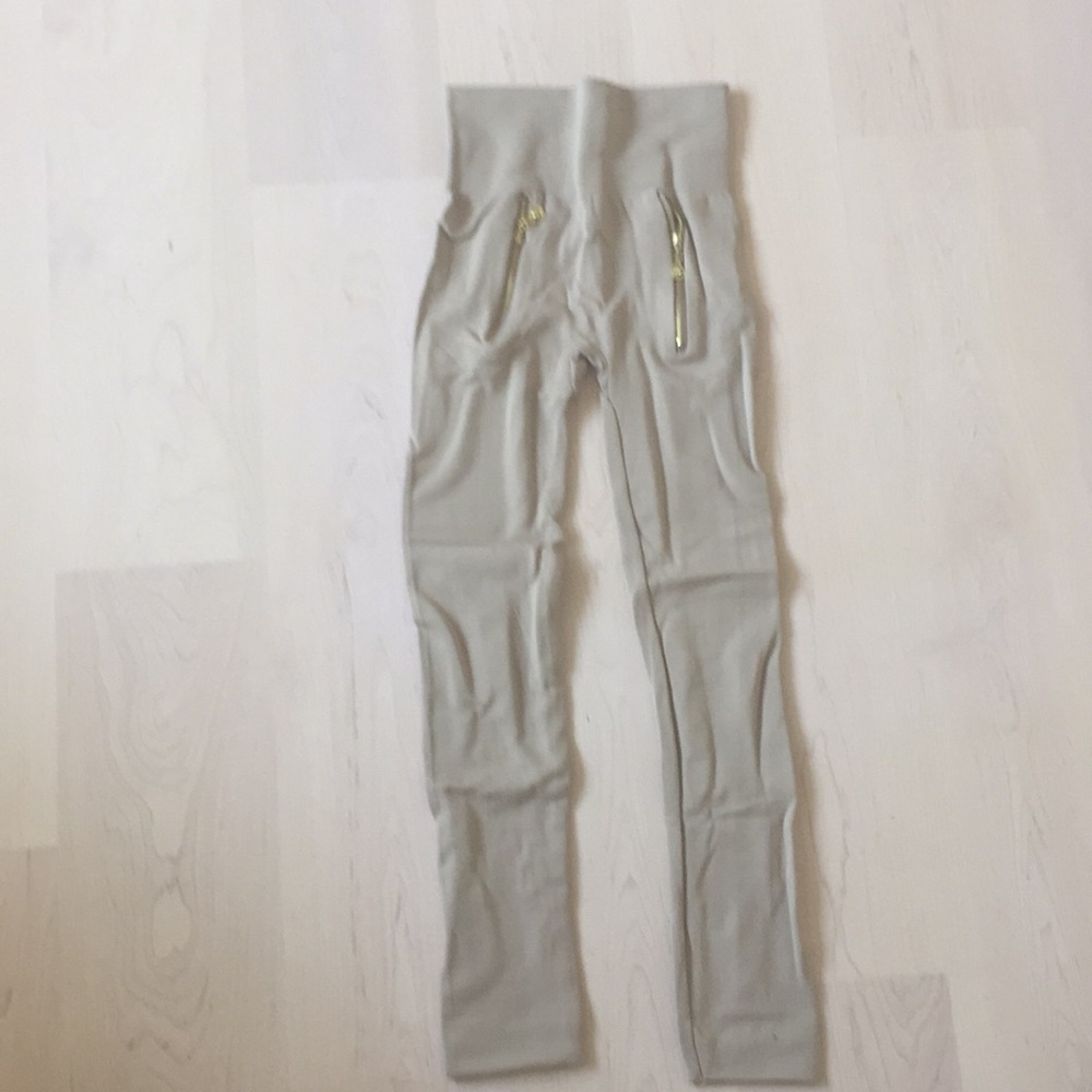 Fleece lined leggings w zippers beige new